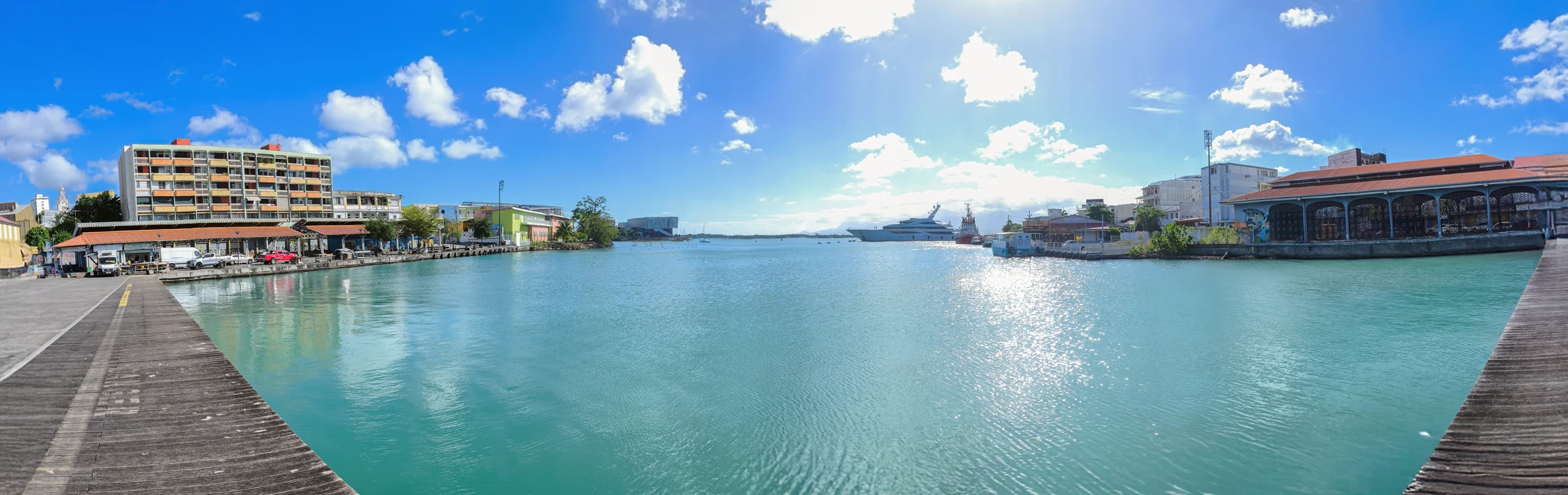 ГВАДЕЛУПА 2: ИЗ ГОРОДА В МАНГРОВЫЕ ДЕБРИ